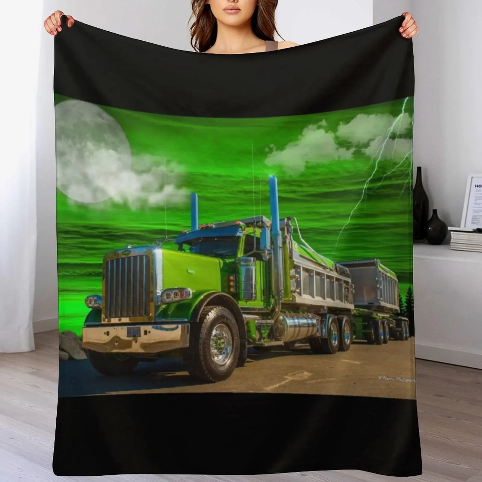 

GREEN PETERBILT Throw Blanket Kid'S Sofa Throw Designers Cute Plaid Blankets