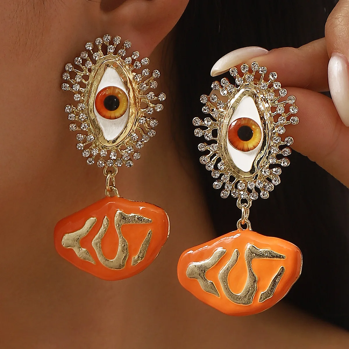 13344 Chinese ancient style art abstract personality oil drip earrings catwalk temperament fashion eye diamond earrings