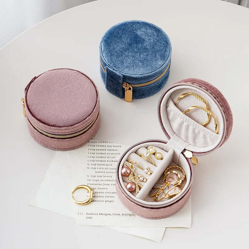 Portable Round Jewelry Box Ring Earrings Necklace Organizer Display Zipper Mini Travel Plush Velvet Jewelry Storage Box Joyero