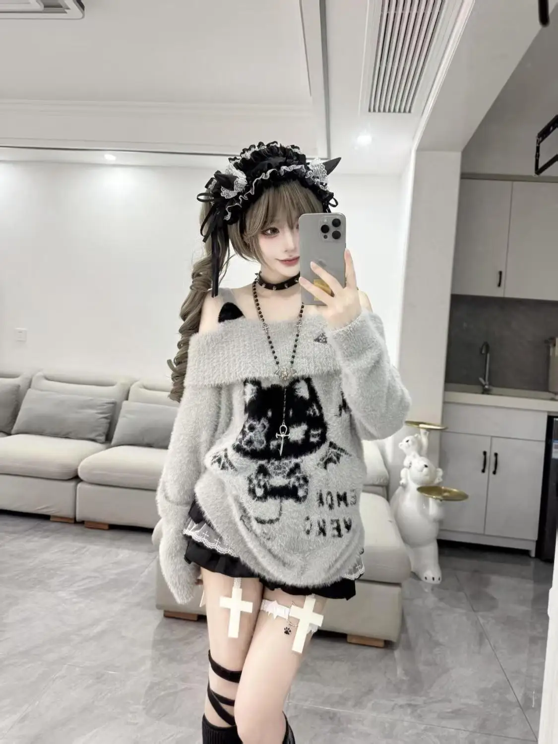 Korean Sle Unique Knitted Sweater off oulder mat High End Feeling Top for Young Women Loose Fit Long Sve