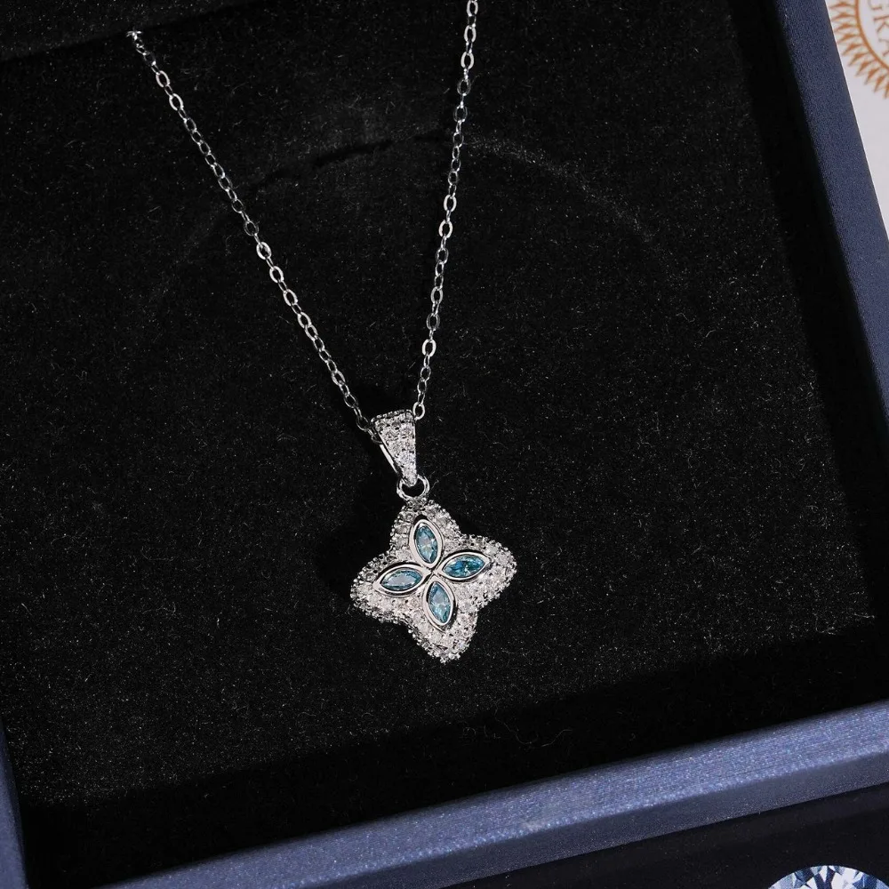 

S925 Sterling Silver Moissanite Clover Pendant Necklace for Women Hip Hop Fashion Jewelry Diamond Flower Clavicle Neklaces Gift