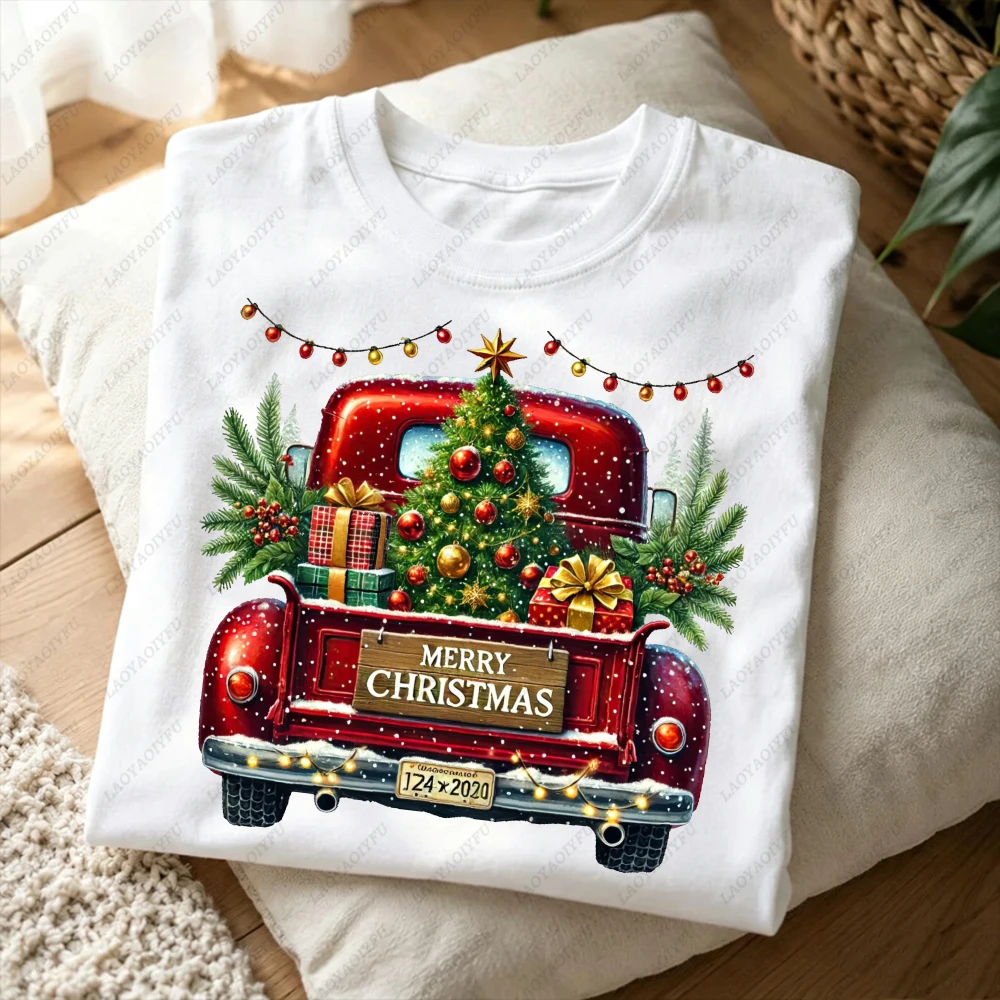 Red Vintage Pickup Truck Christmas String Lights Graphic Women Casual Short Sleeve T-Shirt Retro Xmas Farmhouse Holiday Top
