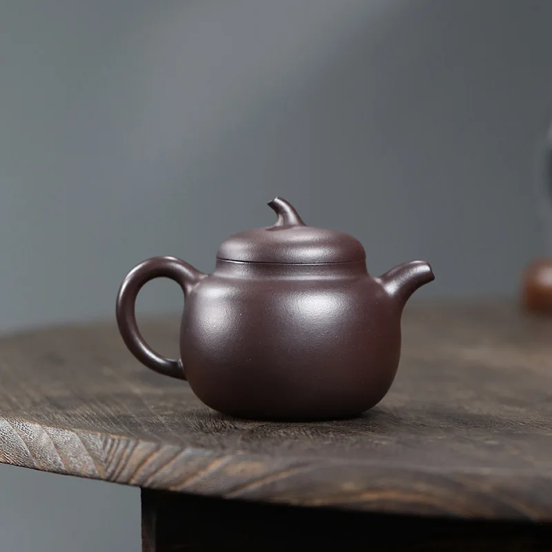 180ml Chinese Yixing Purple Clay Teapot Kettle Master Handmade Tea Pot Beauty Tea Infuser Raw Ore Purple Zhu Mud Zisha Tea Set