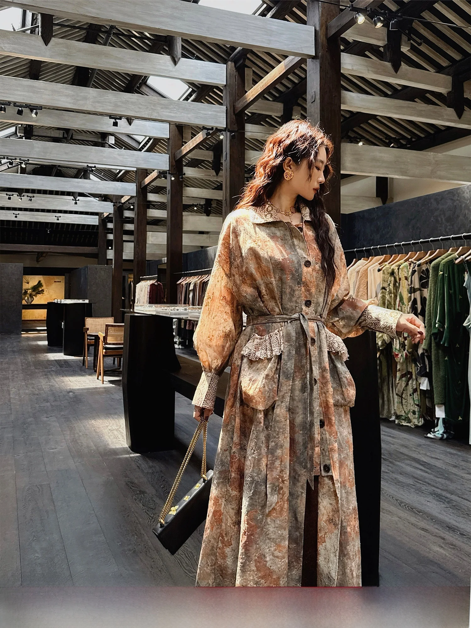 

Женская модная куртка Sanji Bla Flower Dr Island Lantern с градиентными стразами, ранняя осень 2025, новинка