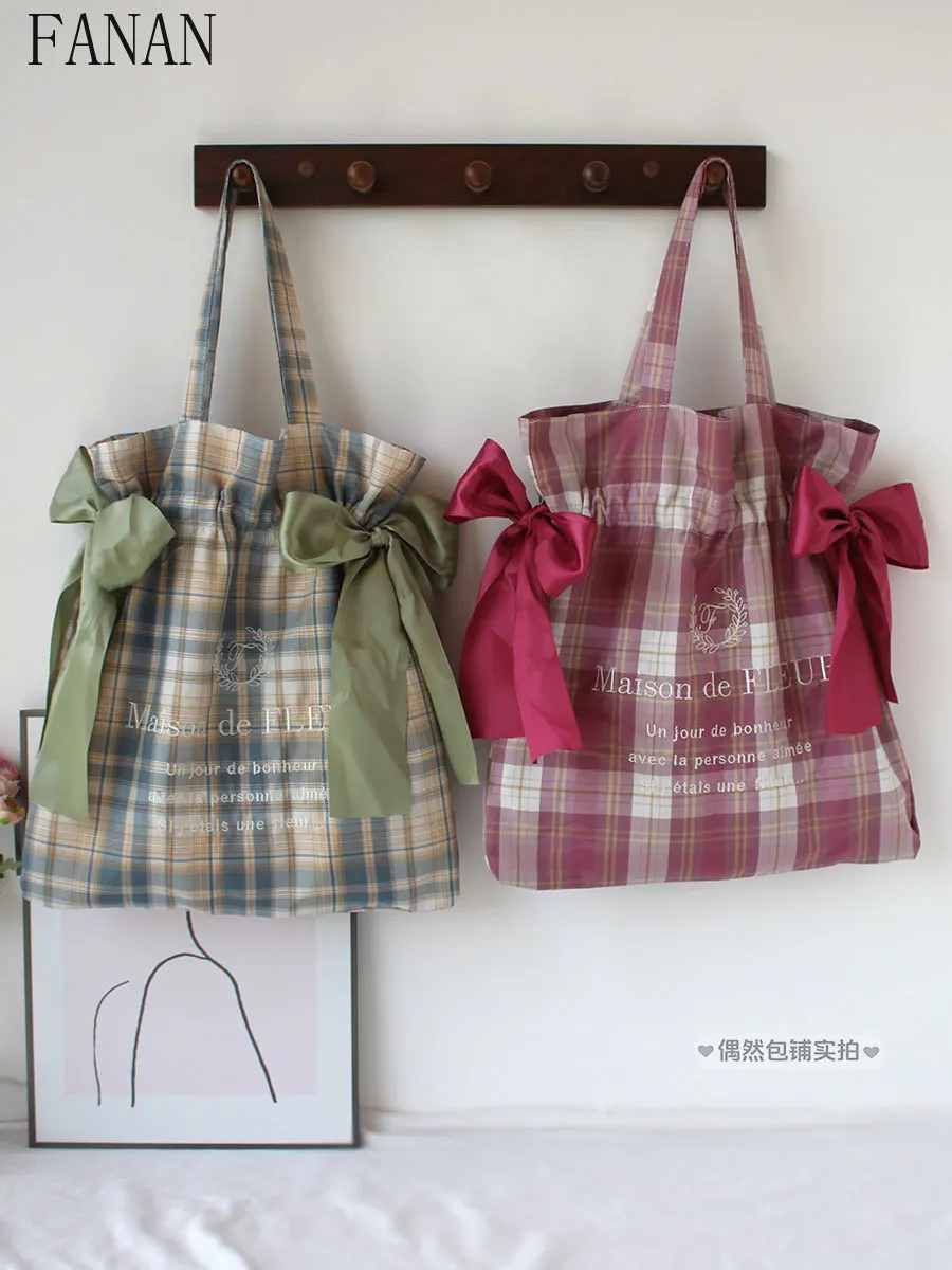 

Женская сумка на плечо, весна-лето, милая и милая клетчатая сумка с бантом, мода 2025 года, новые женские повседневные сумки в японском стиле