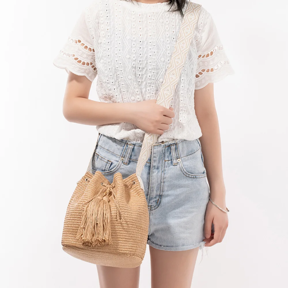 Leisure Retro Women's Bags New Summer Seaside Vacation Grass Woven Ladies Handbag Macaron Crossbody Single Shoulder Bucket Bag