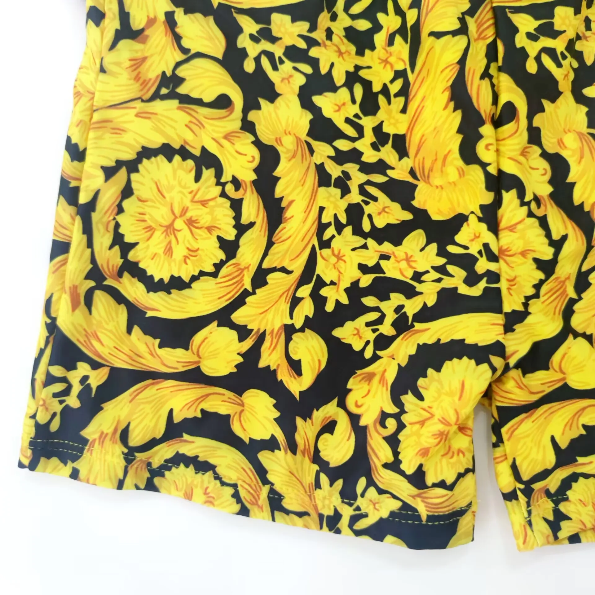 2025 Pantaloncini da bagno per bambini Maschio Baby Jacquard dorato Primavera calda Abbigliamento da bagno per babay 1-12 anni