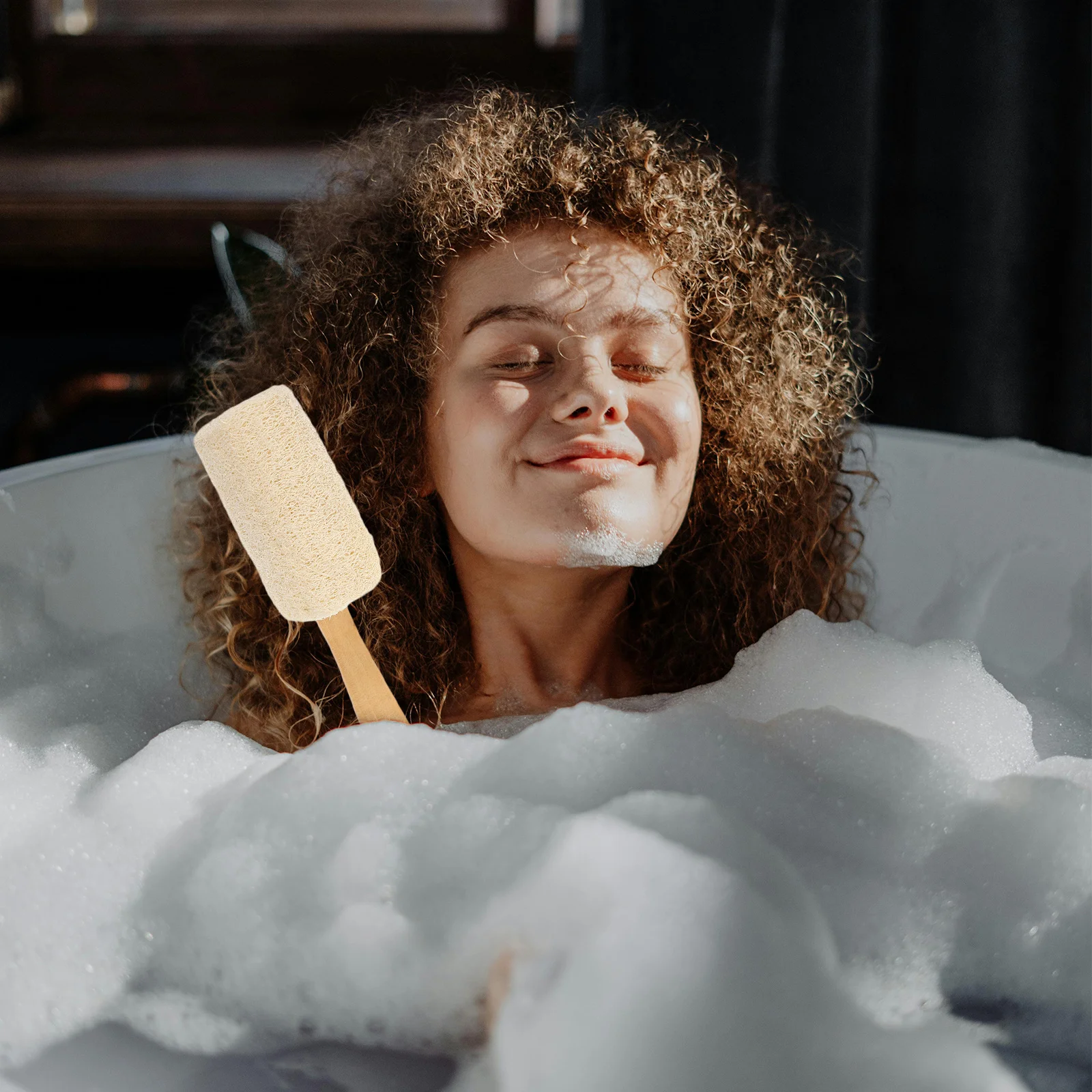 

Silk Loofah Bath Brush Long Handle Ergonomic Body Scrubber Shower Accessory Back Cleaner Deep Scrubber for Elderly