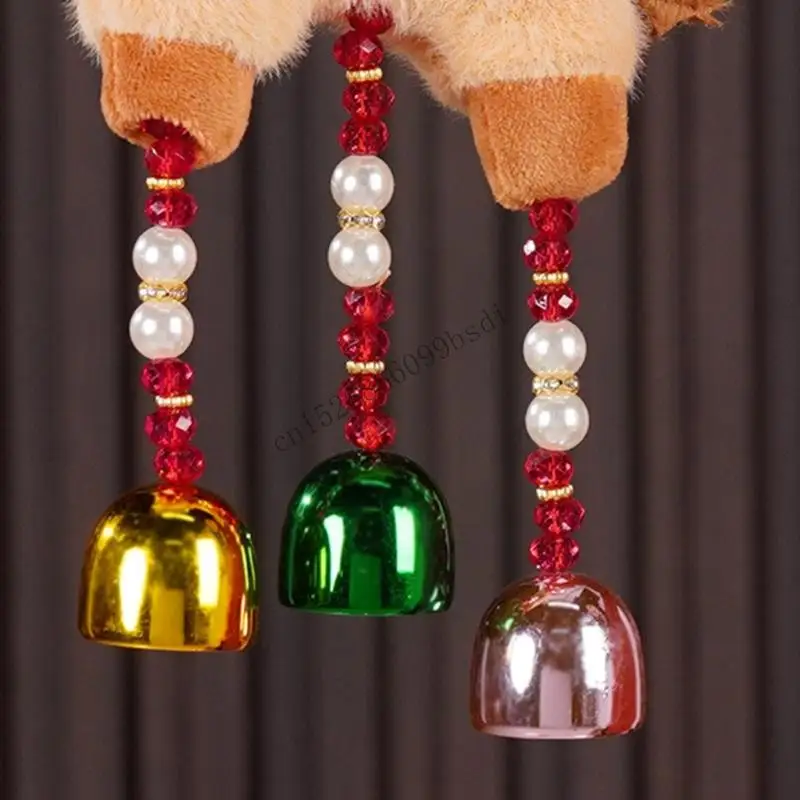 11UA 부드러운 봉제 말 년 Windchime 장식 인형 장난감 금속 벨 가족 홈 홀리데이 장식을위한 행운의 상징