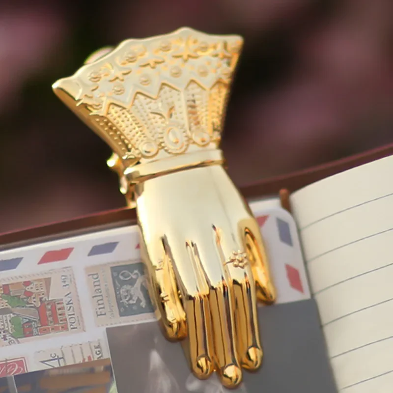 

Vintage Creative Brass Bookmark Clip Maiden's Hand Journal Memo Notebook Scrapbook Handbook Decoration Collage Aesthetic Crafts