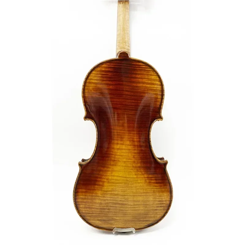 Monolithic maple, handmade, antique violin
