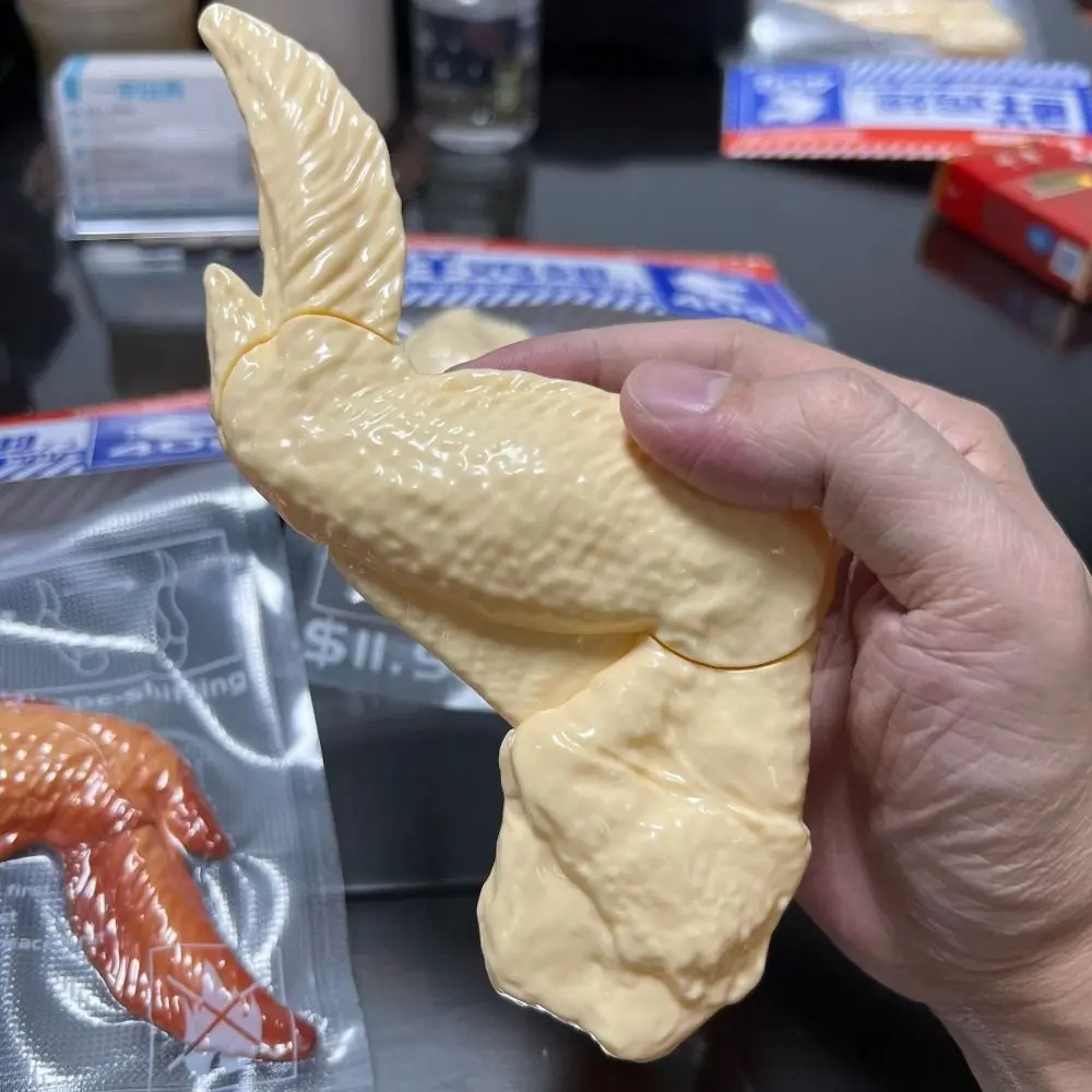 มือถือ Fidget ปีกไก่คั่วสด Gag Joke Props ปีกไก่แบบพับเก็บได้ผ่อนคลายประดิษฐ์ปีกไก่รุ่น