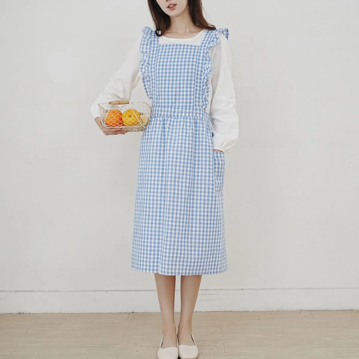 Vintage Plaid Ruffled Apron Women Baking Art Nail Art Anti Fouling Cover Pure Cotton Home Kitchen Cleaning Apron