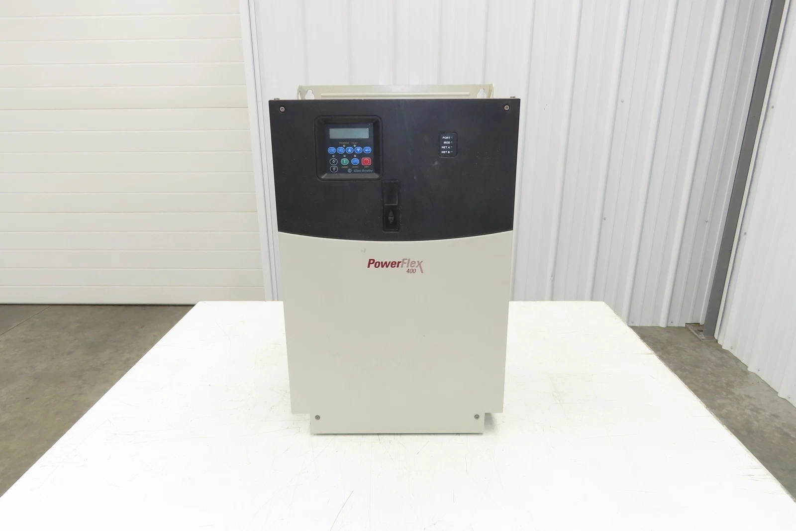 

22C-D072A103 Для привода переменного тока Allen-Bradley PowerFlex 400 480 В 37 кВт