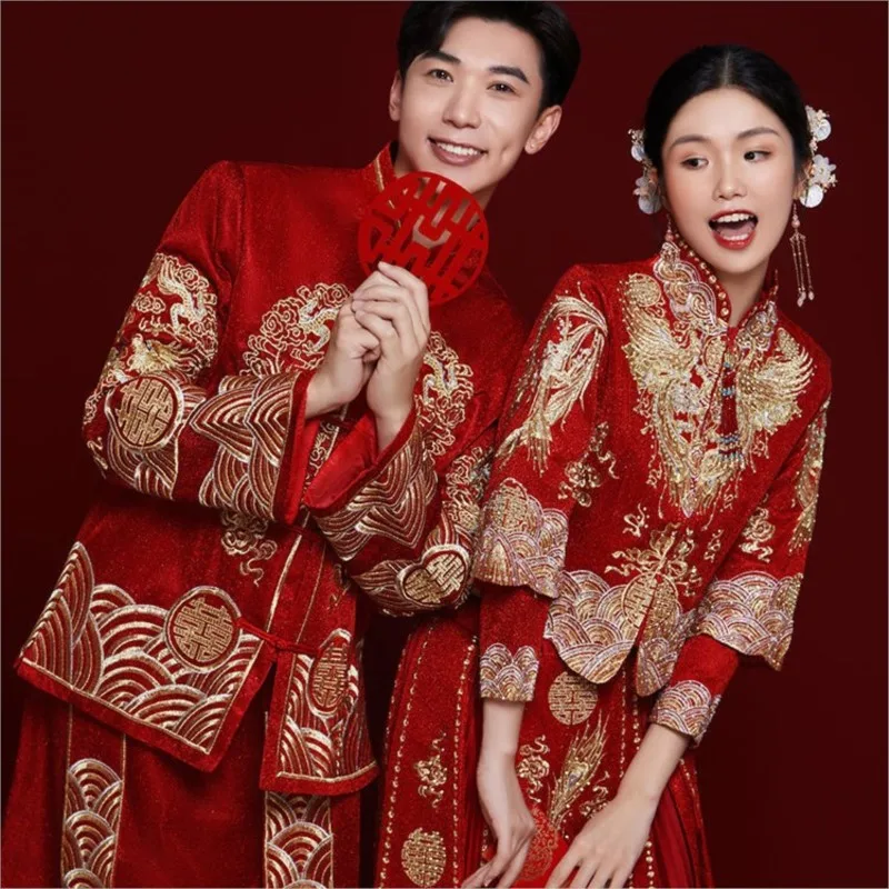 Chinese-style wedding dress toasting and heavy industry clothing