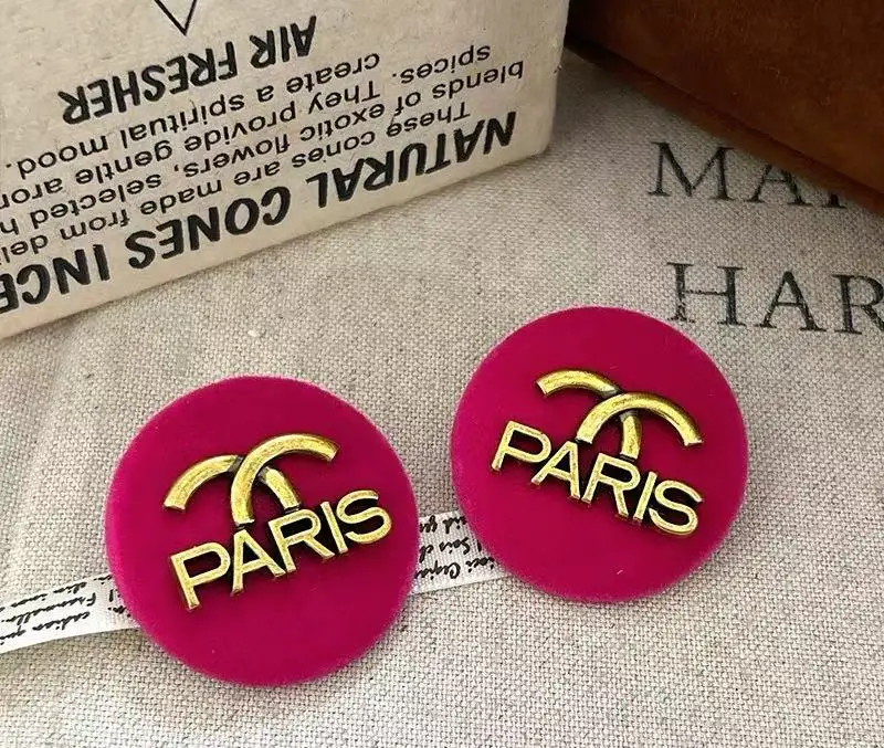 

Luxury Korean-style exaggerated oversized rose red flocked round vintage earrings with fashionable letter design