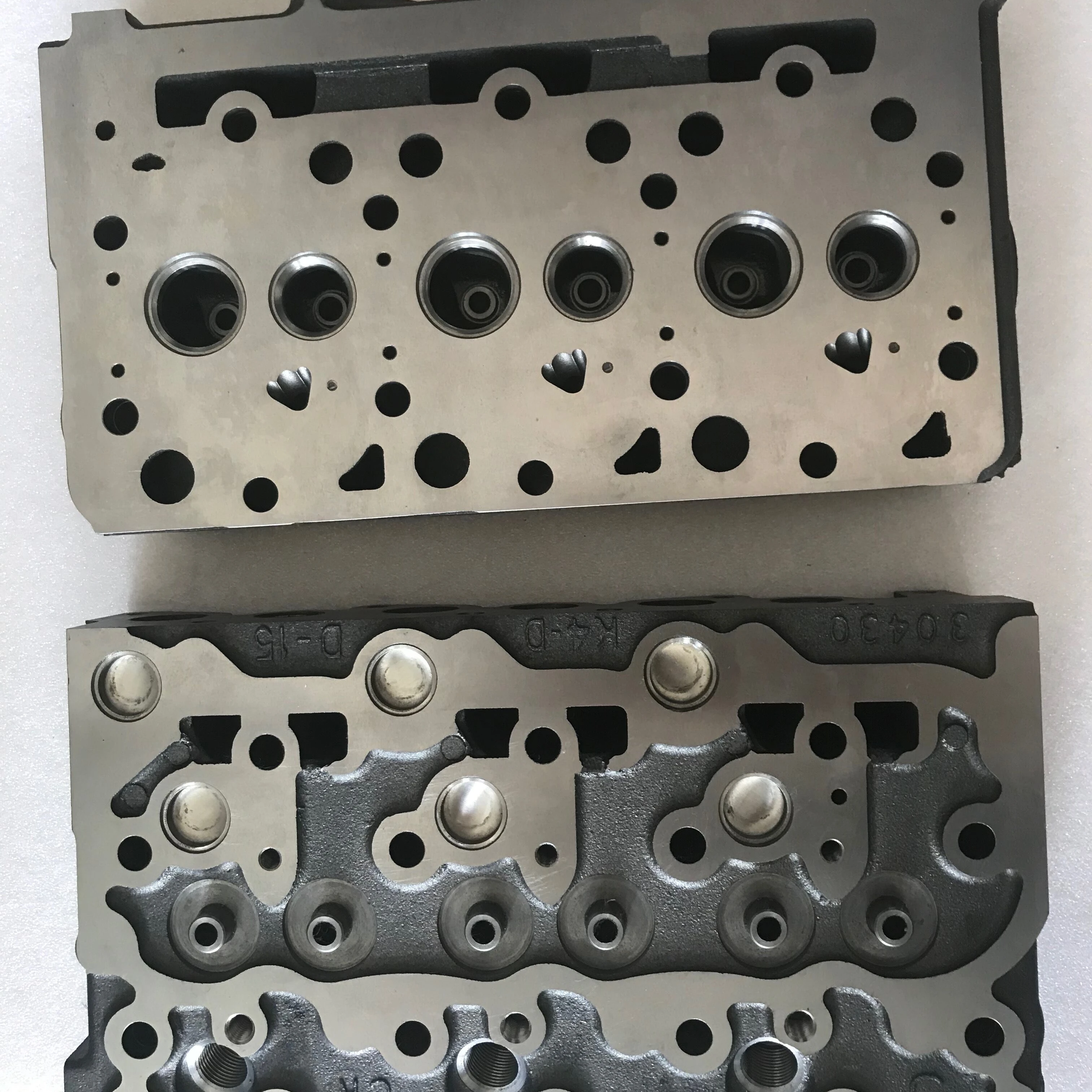 

Premium Performance Engine Spare Parts D1403 Cylinder Head
