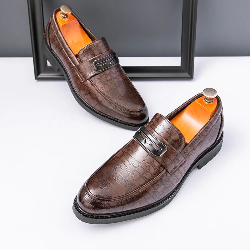 Vintage Men Loafers Multi Colored Men Casual Comfortable Versatile Business Leather Shoes Commuting Shoes Sizes 38-46 Men Shoes