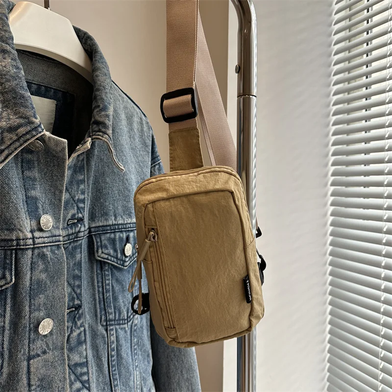 Leichte Crossbody-Handytasche, Lässige Umhängetasche mit Verstellbarem Riemen, Brusttasche für Outdoor-Sportarten für Männer und Frauen – Detail 10