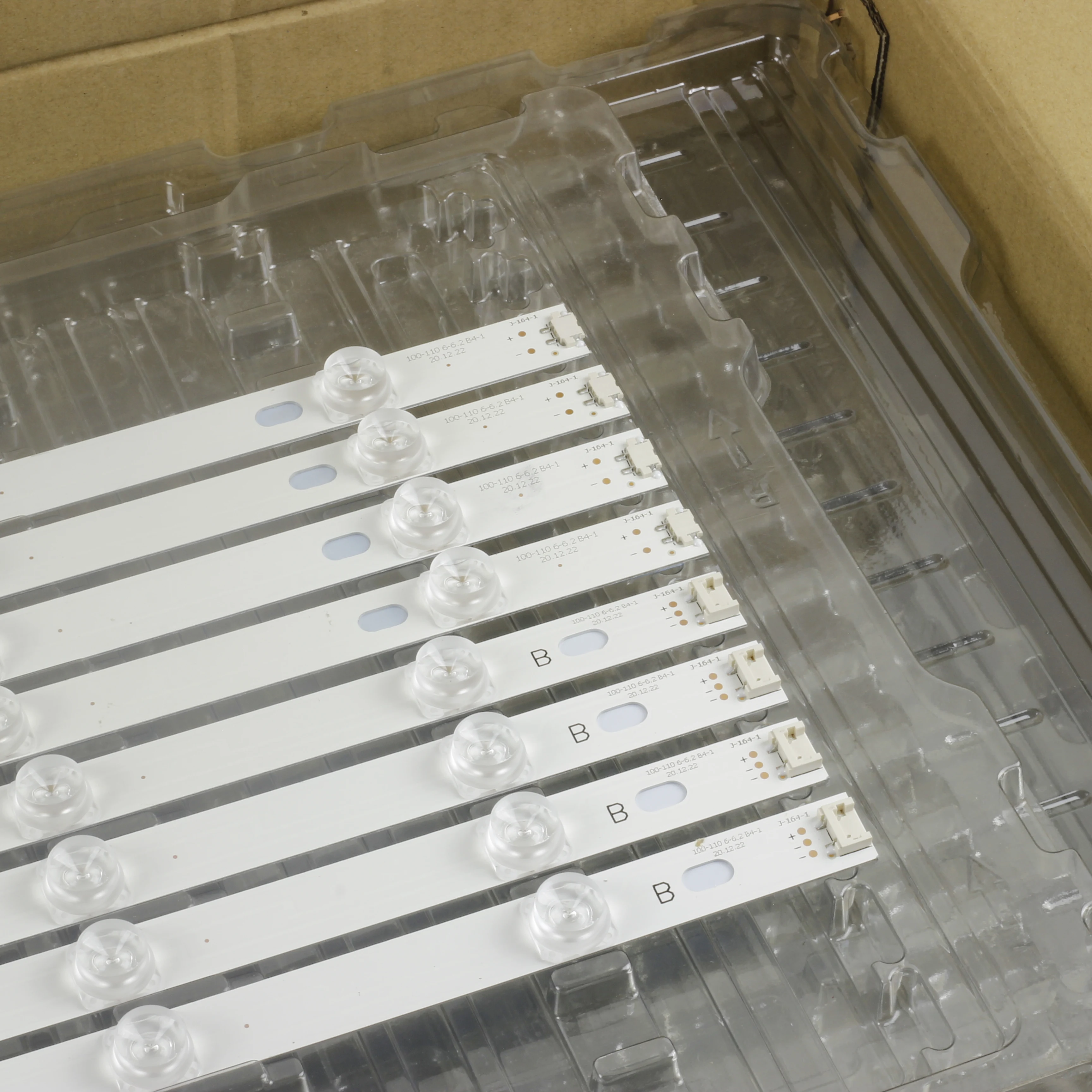 LED strip for 42GB6500 42LB3910 42LB5300 42LB530V 42LB540V 42LB5500 42LB550A 42LB550B 42LB5510 42LB551U 42LB552U 42LB582U-ZJ
