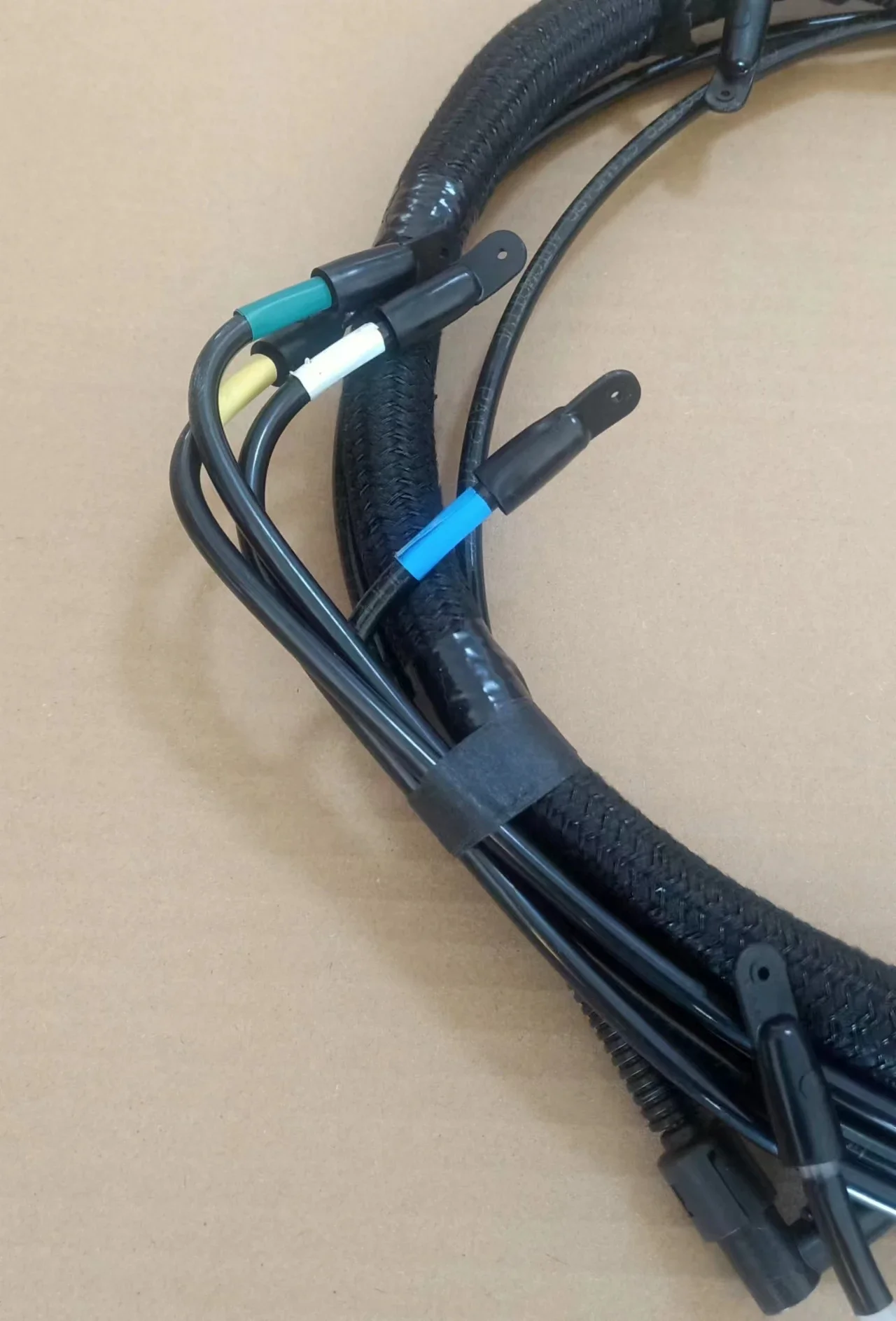 Passend für 2012-2014 Jeep Grand Cherokee Luftfederung kompressor leitung 52124932ae