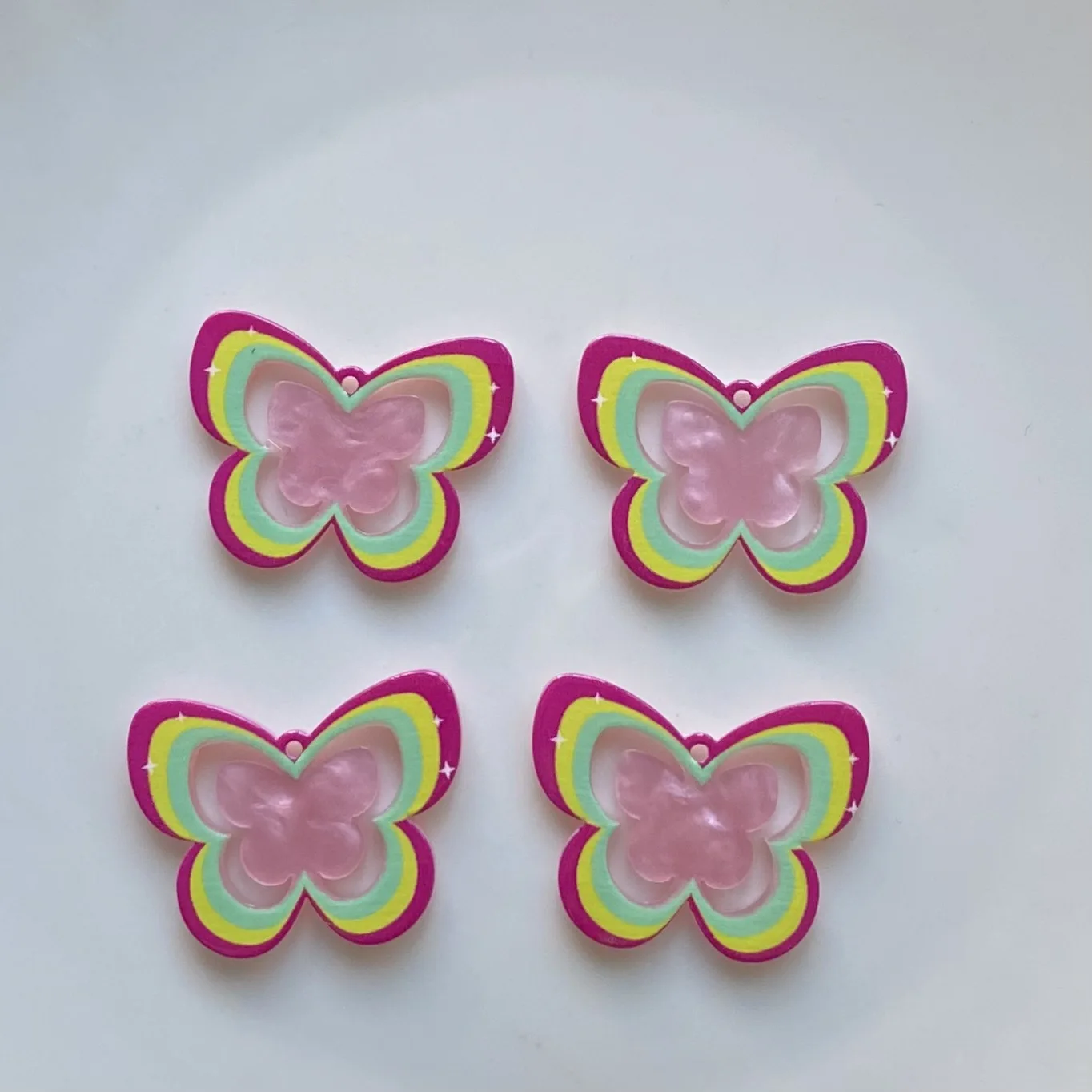 

2 шт miniso series butterfly cartoon резиновые кабошоны из смолы материалы для поделок diy