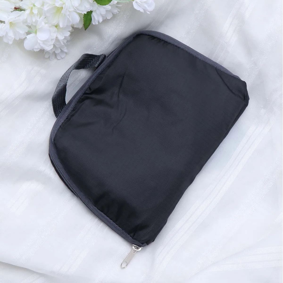 

Foldable Backpack Large Capacity Waterproof Outdoor Bag Travel Daypack Unisex Lightweight Durable Sports Gym Tennis Badminton