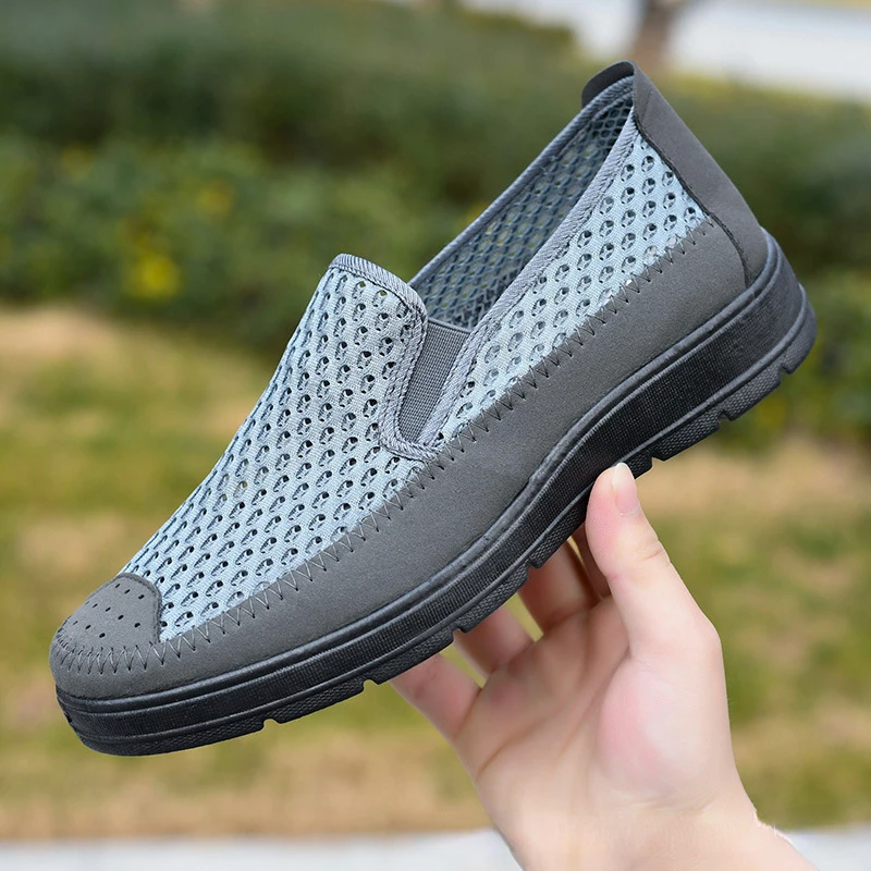 Breathable Men Shoe Summer Mesh Men Sports Shoes Anti Slip Wear-resistant Casual Shoes Light Middle Old Aged Shoes Slip-on Tenis