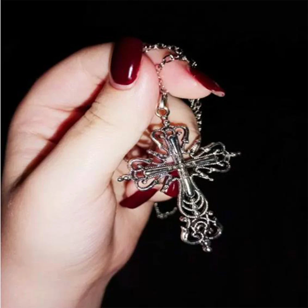 قلادة كلاسيكية مرصعة بالألماس مجوفة، قلادة على الطراز القوطي باللون الأسود متعددة الطبقات على شكل حرف Y #1