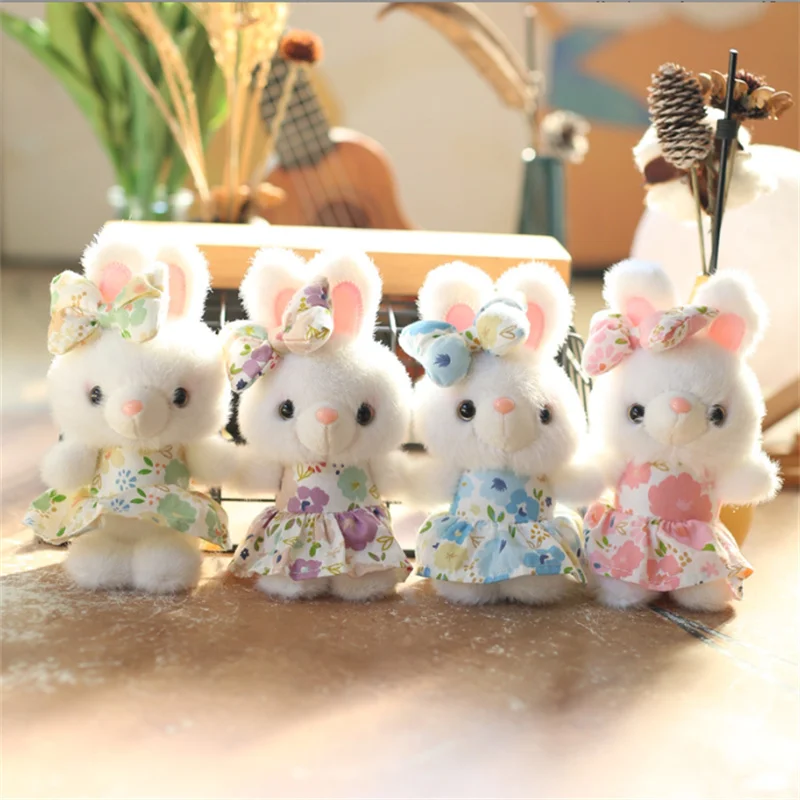 15 cm carino fiore vestito coniglietto ciondolo peluche bambola cartone animato borsa ciondolo portachiavi bambola morbido peluche figurine da collezione