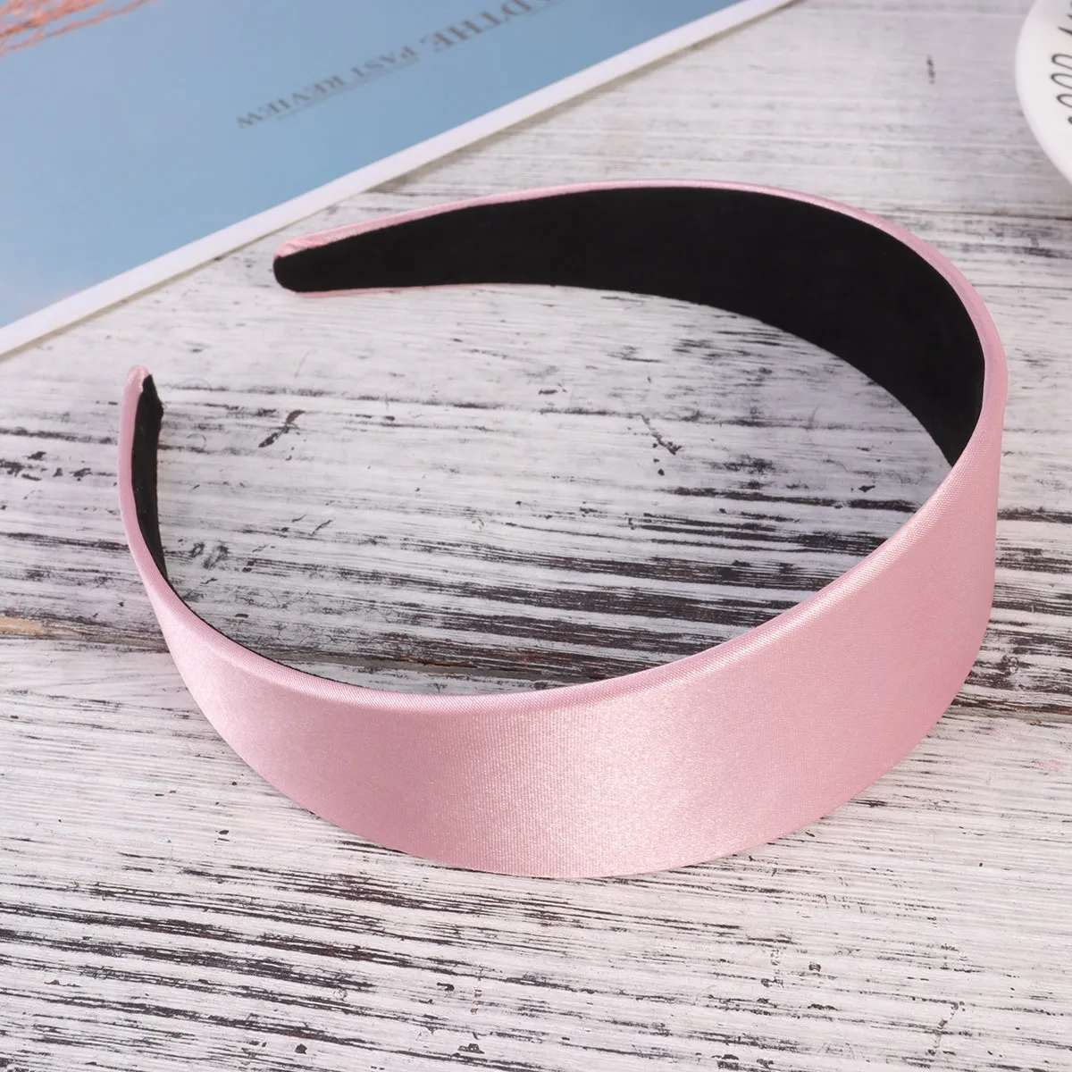 

2Pcs Wide Edge Satin Headband Solid Color Stylish Hair Hoops for Women Nightclub Stage Performance Headdress Gift Pink