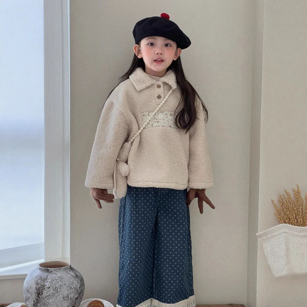 Girls' Coat 2025 Autumn and Winter Wear, Children's Foreign Style Floral Lace Sticker Wheat Ear Velvet Pullover Top with Bag