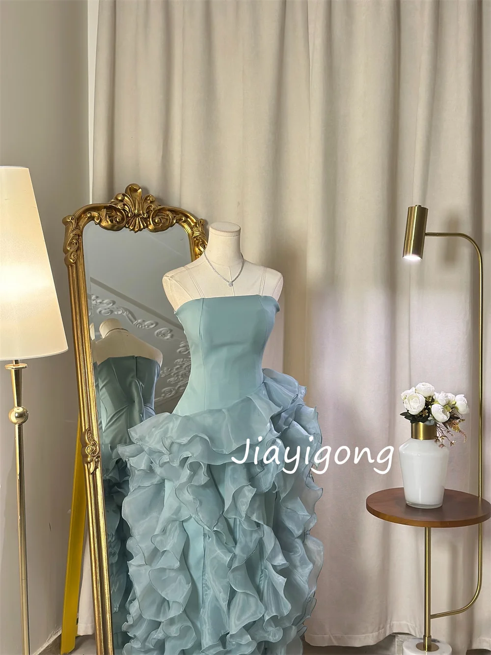 Sukienki na zamówienie z organzy z efektem brokatu, plisowane, z falbanami, o kroju litery A, bez ramiączek, długie, na specjalne okazje, na studniówkę, wysokiej jakości, pasujące do siebie.