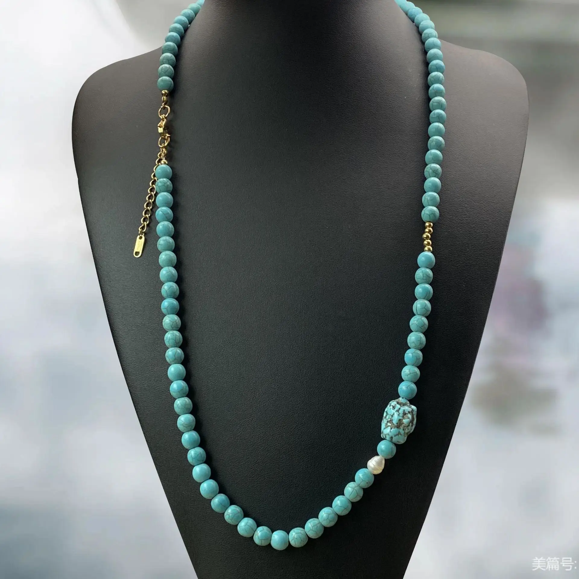 

70cm High Quality Green Pine Beaded Necklace Sweater Chain for Women Trend Jewelry Gift