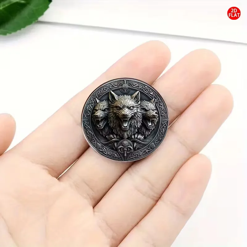 Retro Bronze Silver Wolf Brooch Norse Mythology Triskelion Animal Pin Badge Vintage Jewelry Unisex Coat Bag Hat Accessories