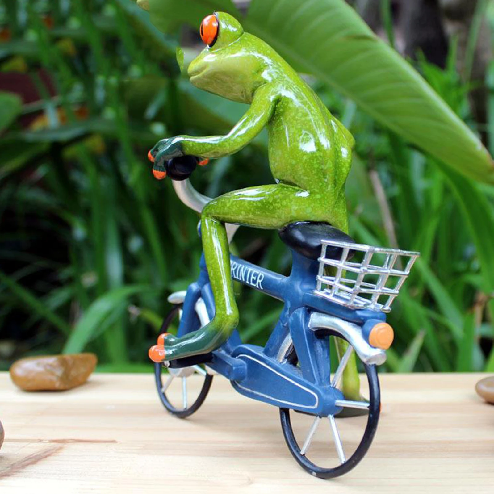 Frog Decor Resin Hand-Painted Garden Bicycle Statue Porch Ornament