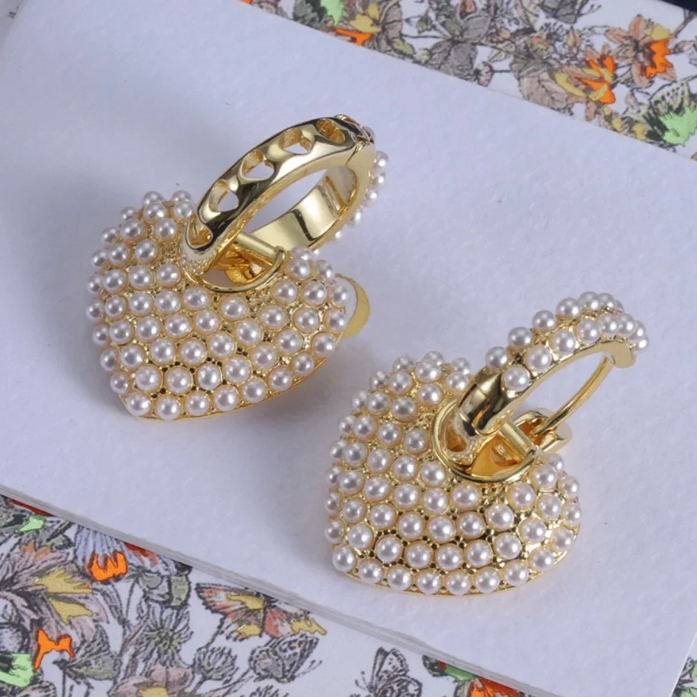 

New fashionable pearl earrings, heart-shaped pearl pendant, earrings worn in 2 ways, fashionable and cute women's jewelry.