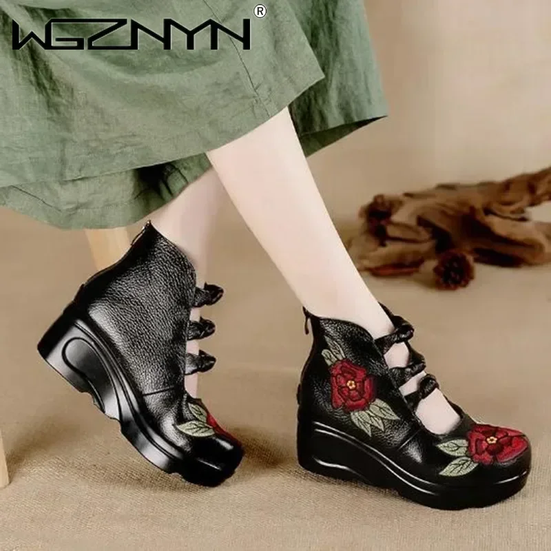 Luxury Genuine Leather Single Shoes Women Autumer Slope Heel Round Toed Mother Shoe Embroidered Ethnic Retro Shallow Mouth Shoes