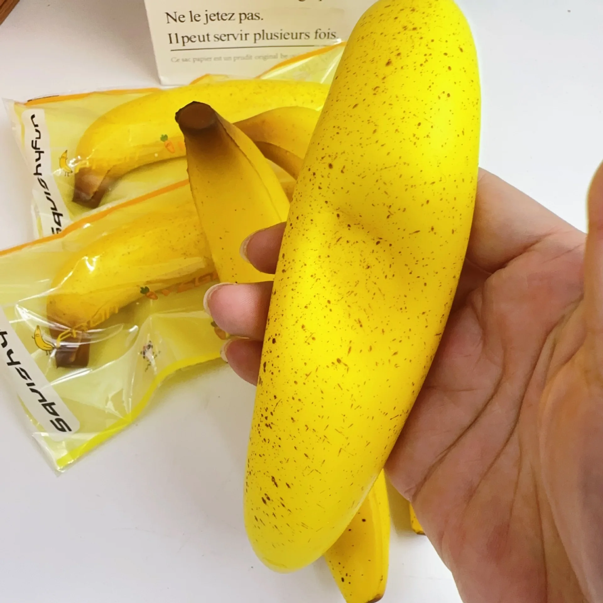 Slow Squishy Toys Pinch mit Bananengeschmack, Stressabbau, langsamer Rückprall, Geschenke für Mädchen