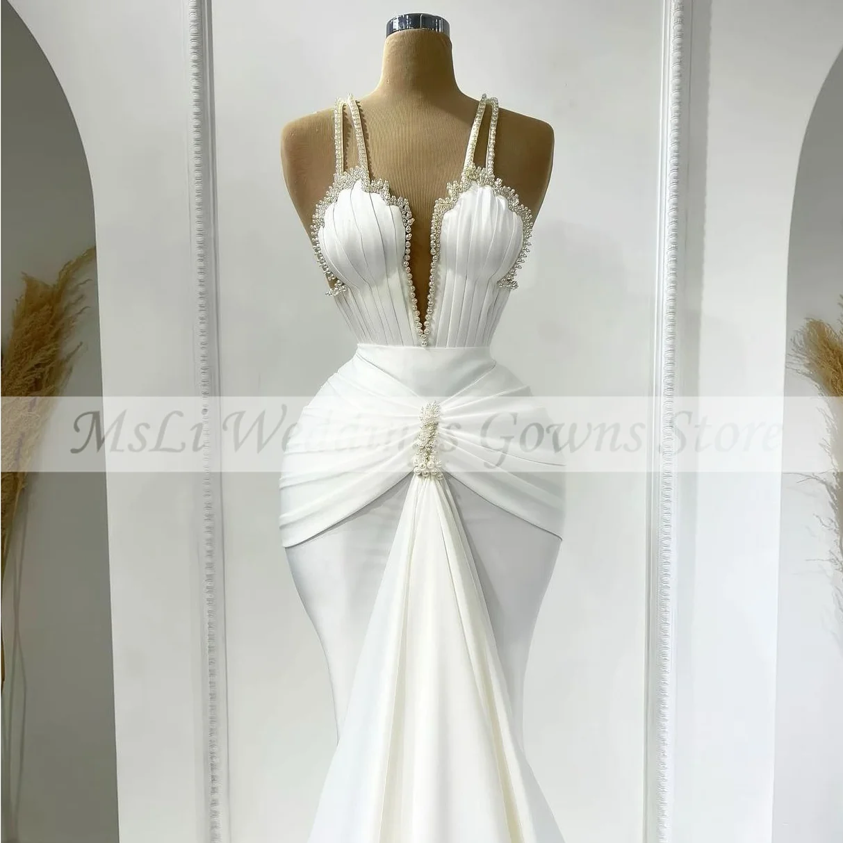 Elegant White A-linie Brautkleider Satin Perlen Perlen Braut Kleid Strand Hochzeit Abend Prom Kleider vestido de noiva