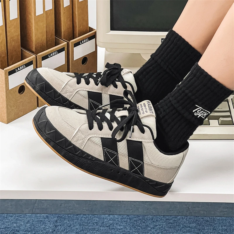 

Кроссовки 2025 года. Мужская обувь. Новый стиль. Туфли для скейтбординга. Мужская обувь с низким берцем и латексными стельками для удобного ношения. Модная нишевая обувь.