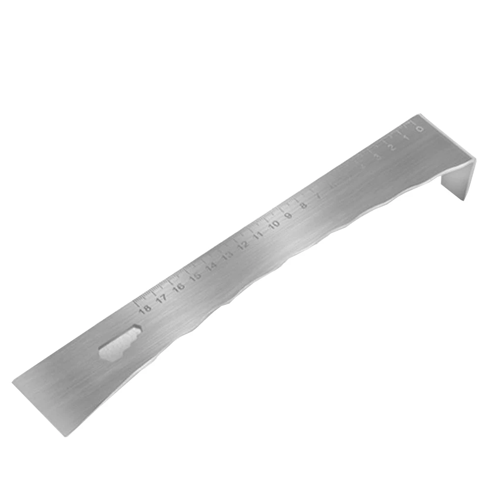 

Ergonomic Stainless Steel Crowbar with 18cm Scale for Precise Measurements and Enhanced Grip During Heavy Tasks