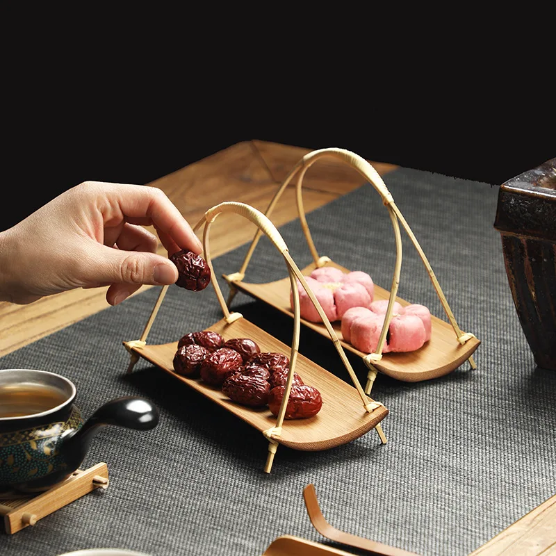 

1PC Bamboo Handmade Pastry Basket Placing Table Retro Chinese Creative Refreshment Fruit Basket Household Small Tray