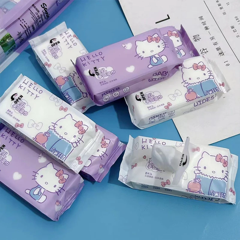 8Packs/Set Sanrio Schattige Hello Kitty Mini Draagbare Natte Papieren Servetten Pochacco Kuromi Cartoon Buitenreinigingstool Veeg Nat Papier