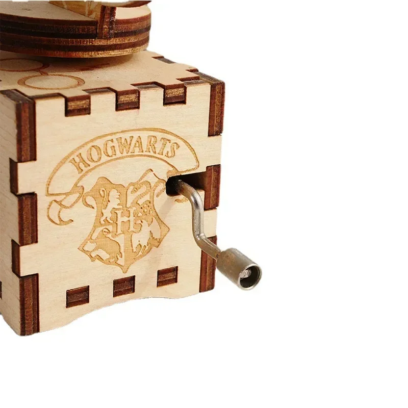 Harry Potter caja de música de manivela de madera Vintage, adornos de periferales creativos, regalos de cumpleaños para niños