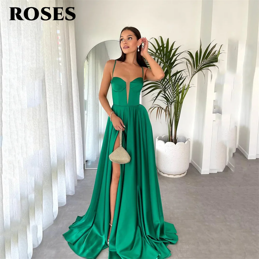 ROSES Spaghetti Strap فساتين الحفلات Black Sweetheart Prom Dresses With Side Split Lace Up Back Party Dress Stain Evening Gowns