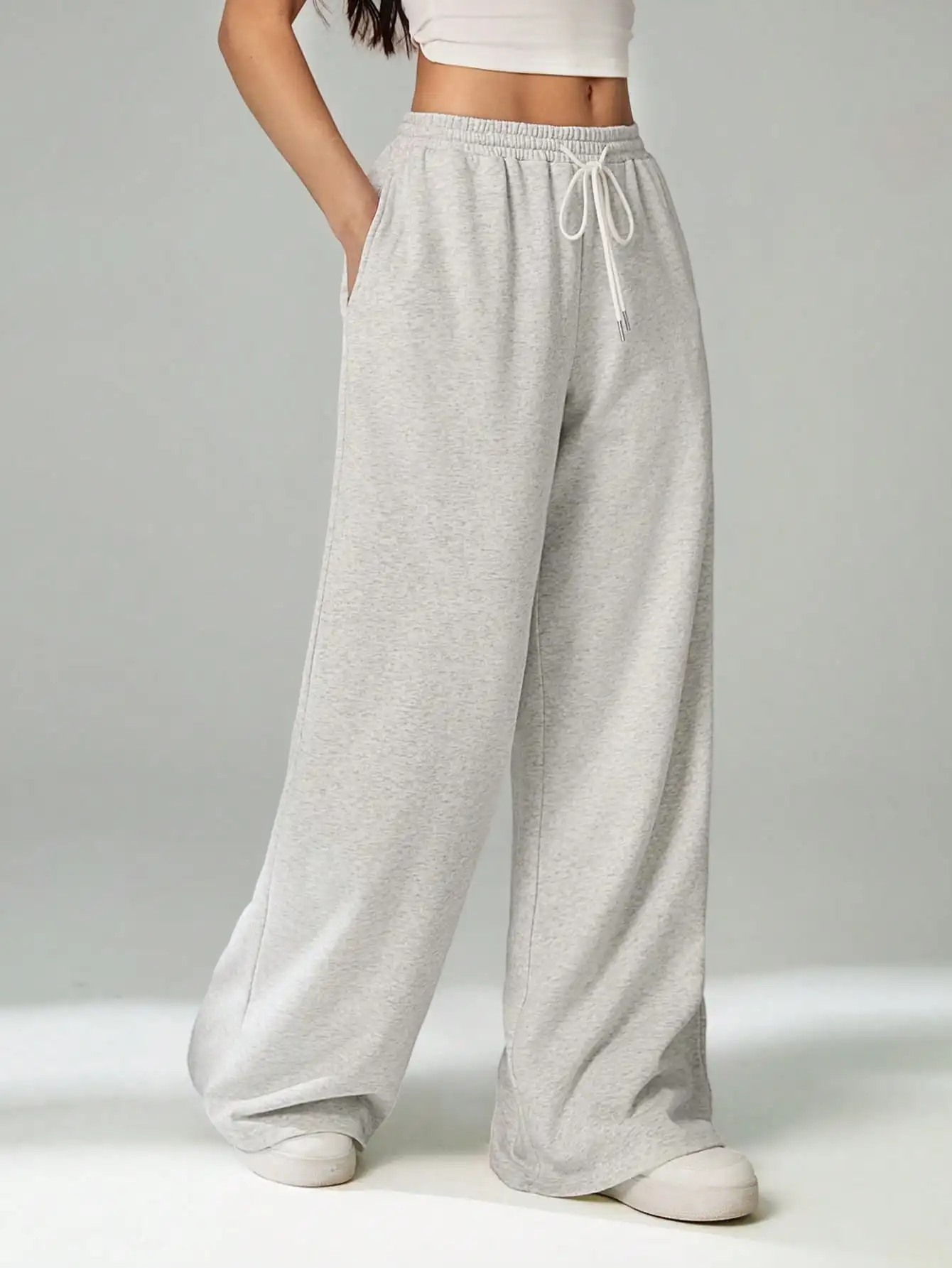 

Women's Gray Loose Wide-Leg Sweatpants with Elastic Waist and Drawstring