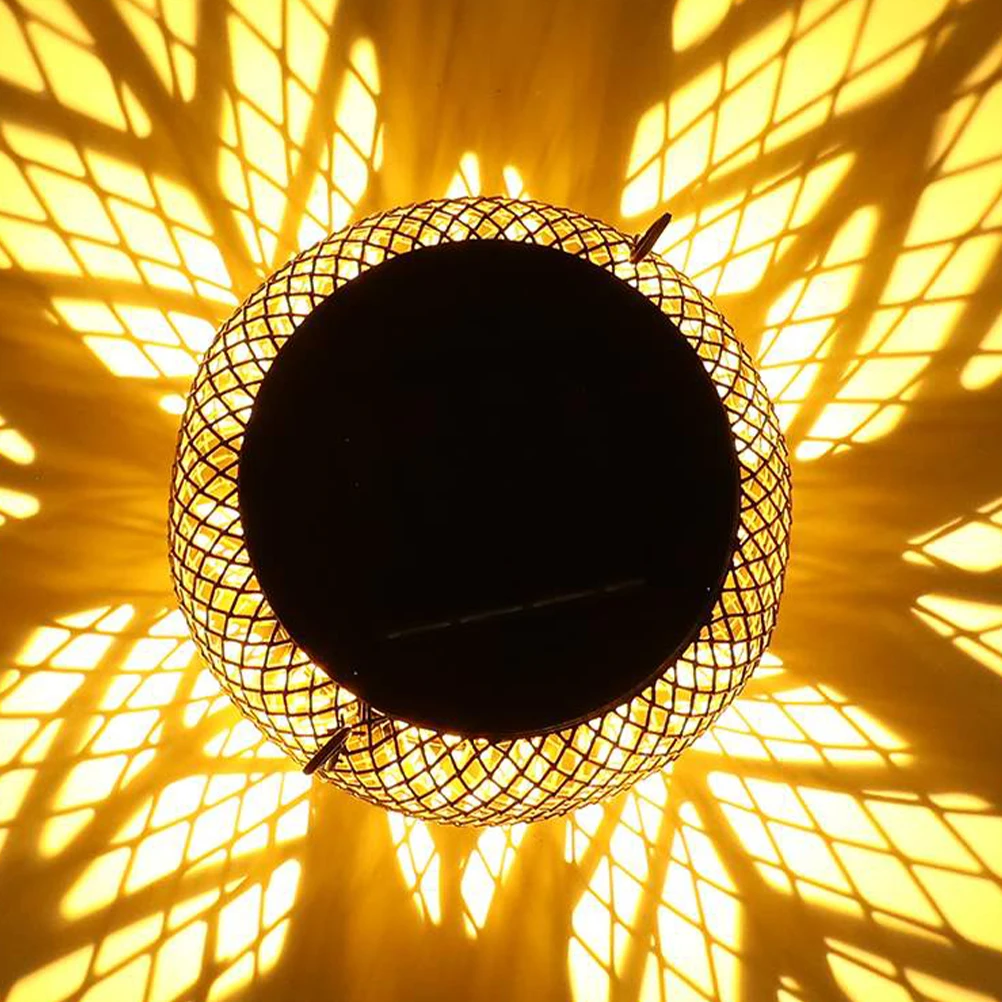 

1 set 1 Set Solar Led Garden Lamp Decor Hollow Iron Outdoor Lights Solar Powered Hanging Lantern Lawn Vintage Landscape Light