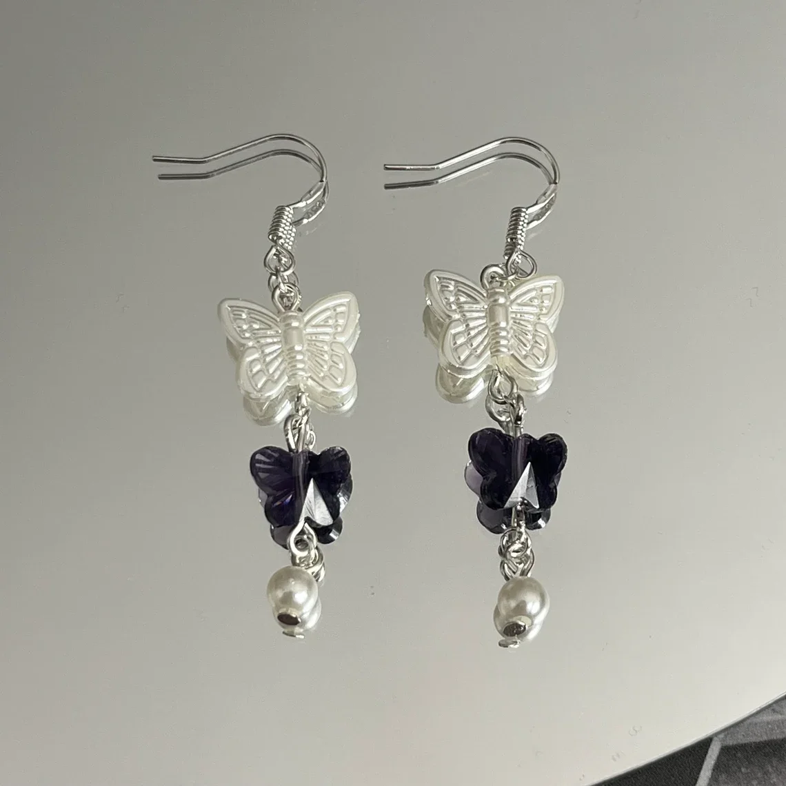 Pearl Butterfly Pendant Earrings | Avant garde and tacky gift for girlfriends/friends y2k Korean aesthetic cute purple