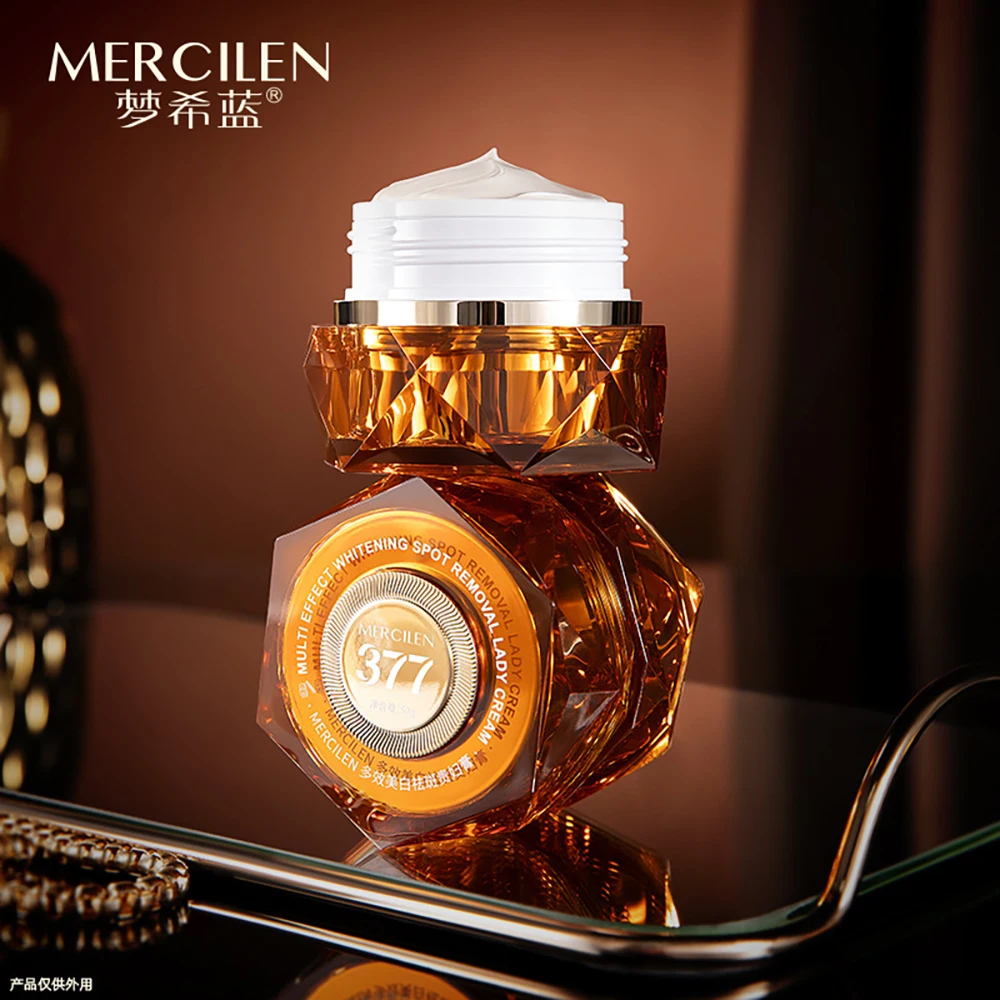 

Lady Cream Isolation Concealer Luxury Care Face Cream Lightweight Smooth Delicate Pores Reduce Wrinkles Oil Control Cosmetics